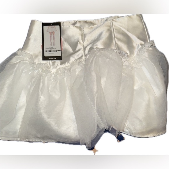 Sugar Thrillz garden skirt medium - Picture 2 of 4